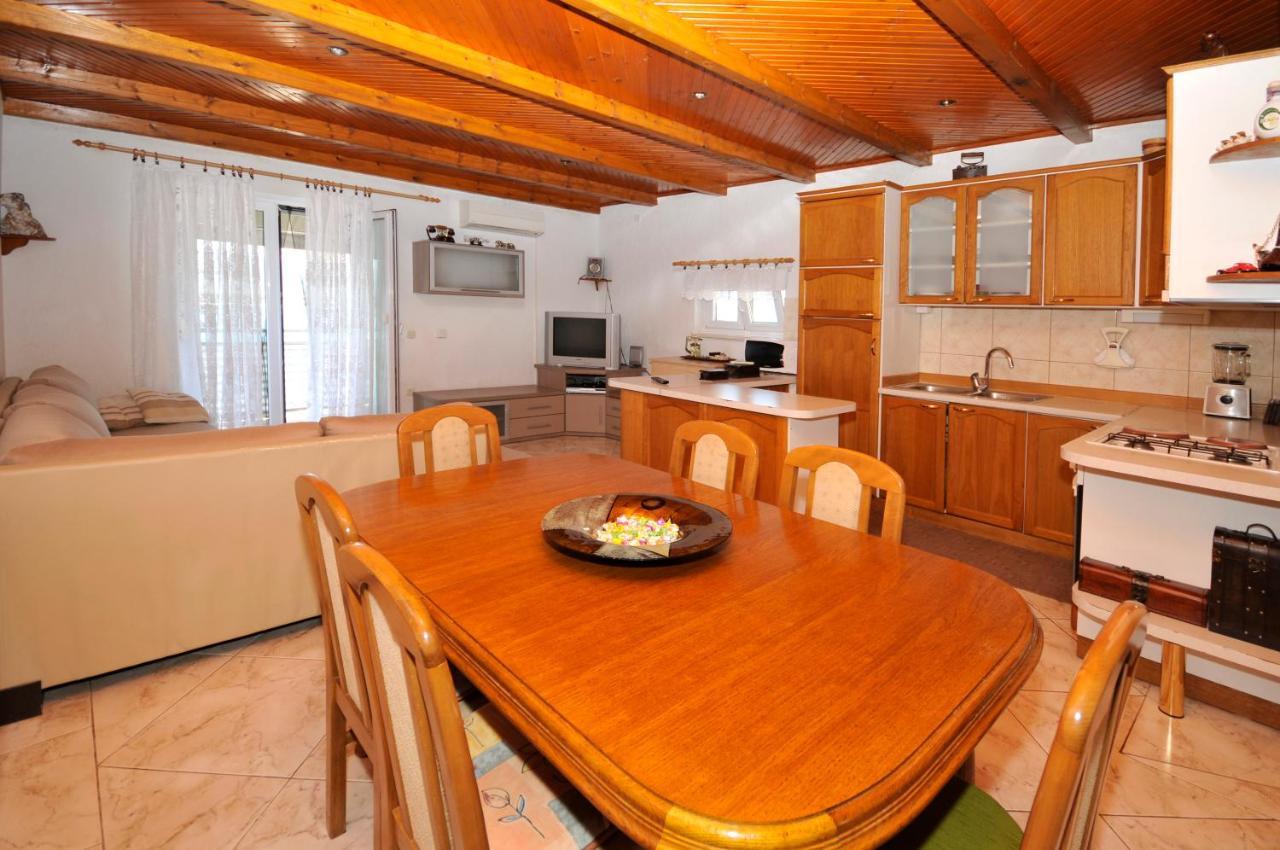 Apartman Elena Trogir Extérieur photo